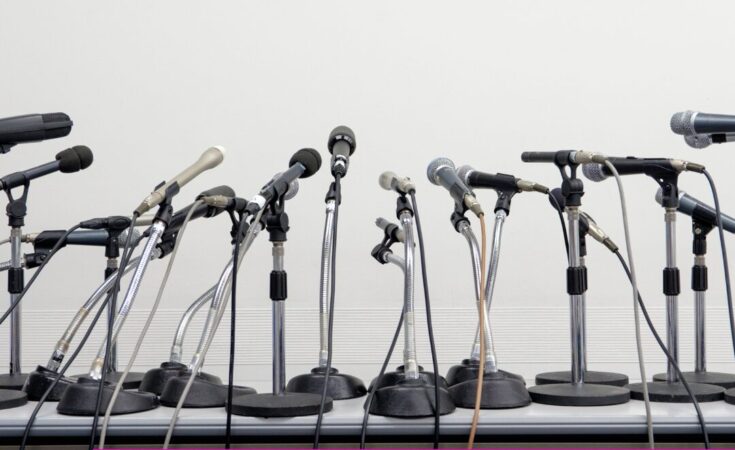 #86 – Conferencing While Latina: Invisible on the Floor and Behind the Mic